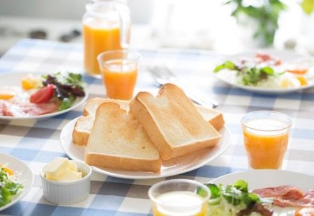 パンに合うおかずはこれ！簡単にできる朝食やおしゃれ料理を紹介