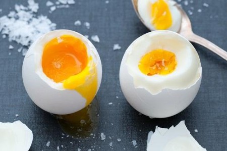 半熟卵の作り方を簡単にする方法！失敗をなくすコツを紹介